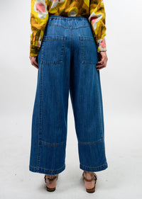 Barrel Jean