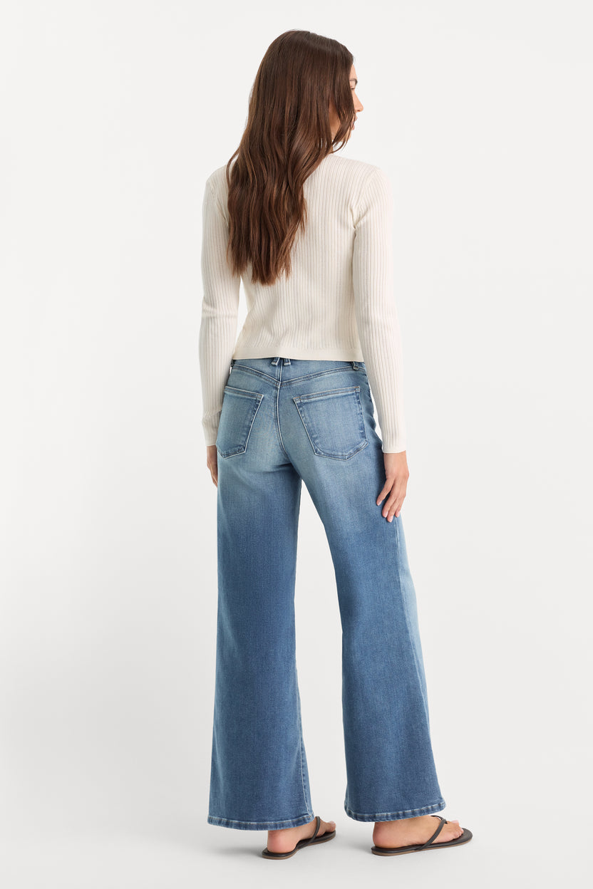 Soft Tech Good Waist Palazzo Ankle Jeans