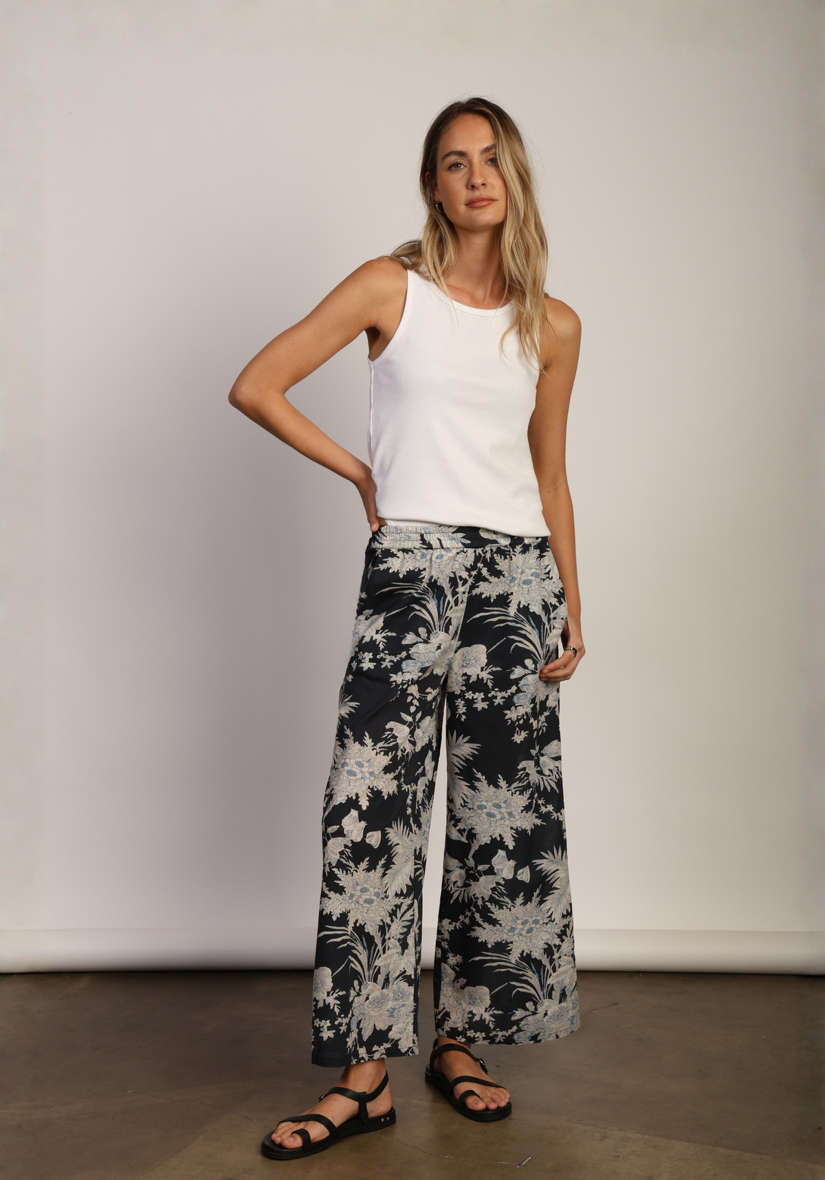 Kaia Wide Leg Pant