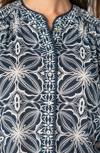 Flutter Sleeve Button Top