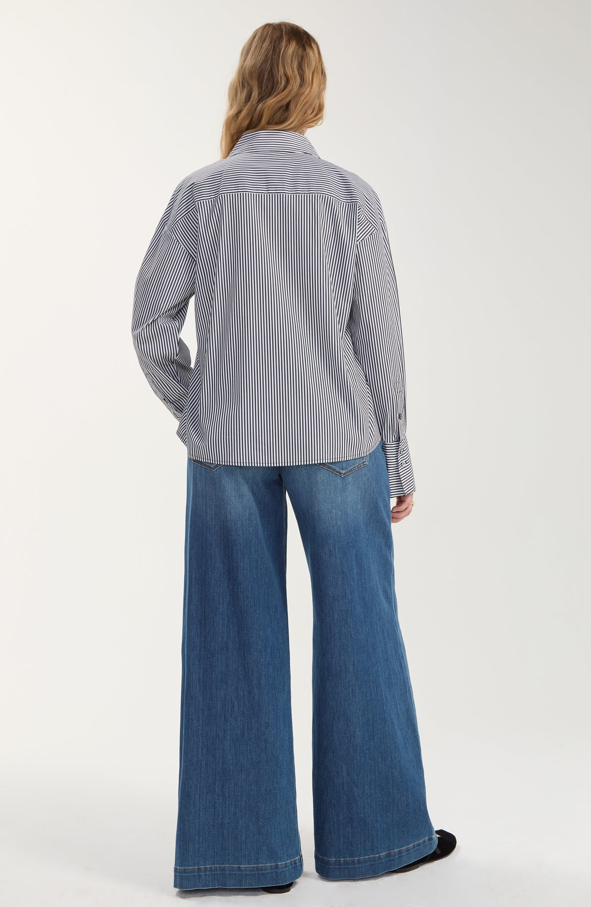 Long Sleeve Button Front Woven Shirt