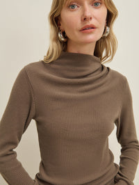 Neda Pleated Top