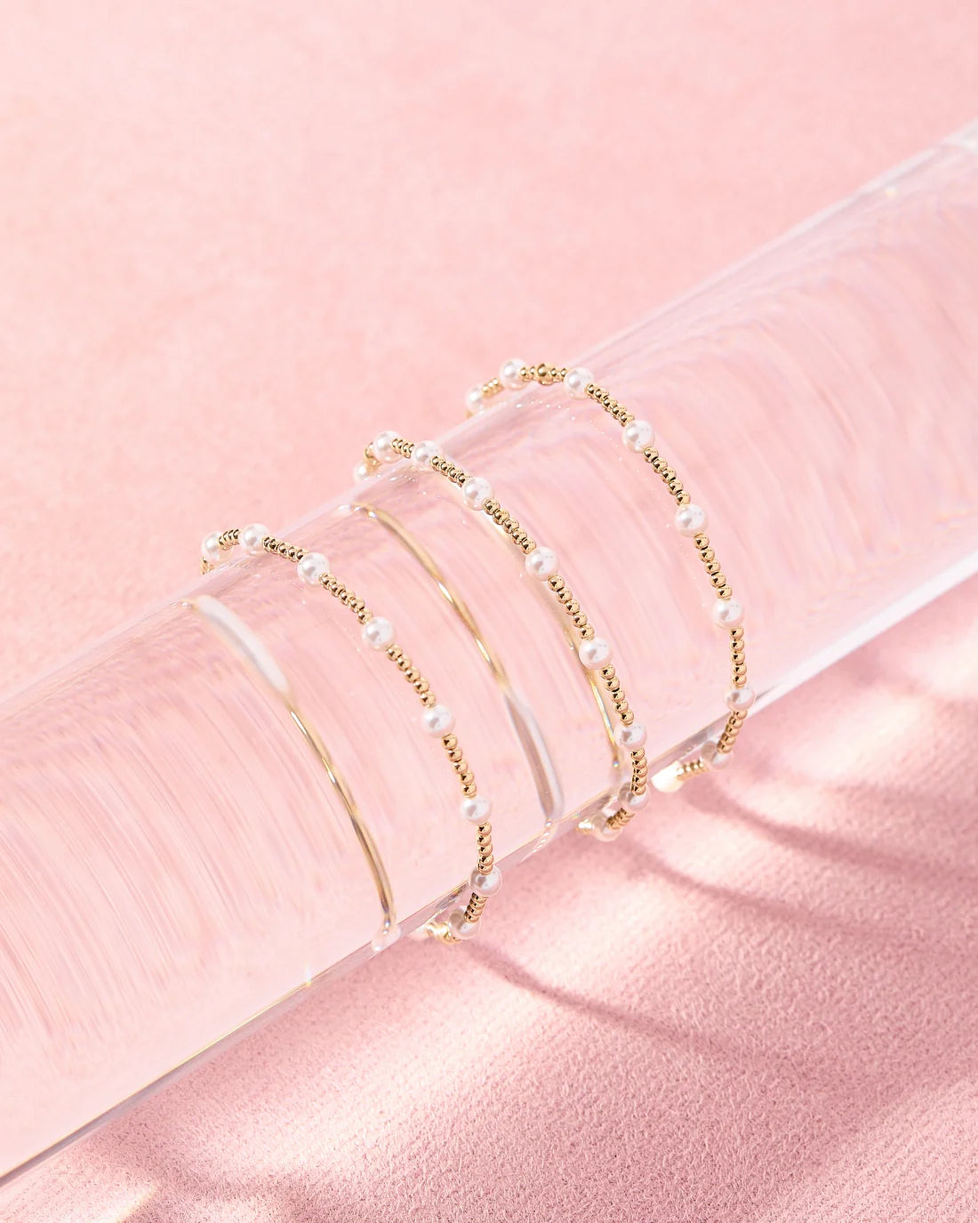 June Pearl Bracelet in Gold