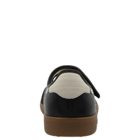 Aya Sneakerina in Black Milk