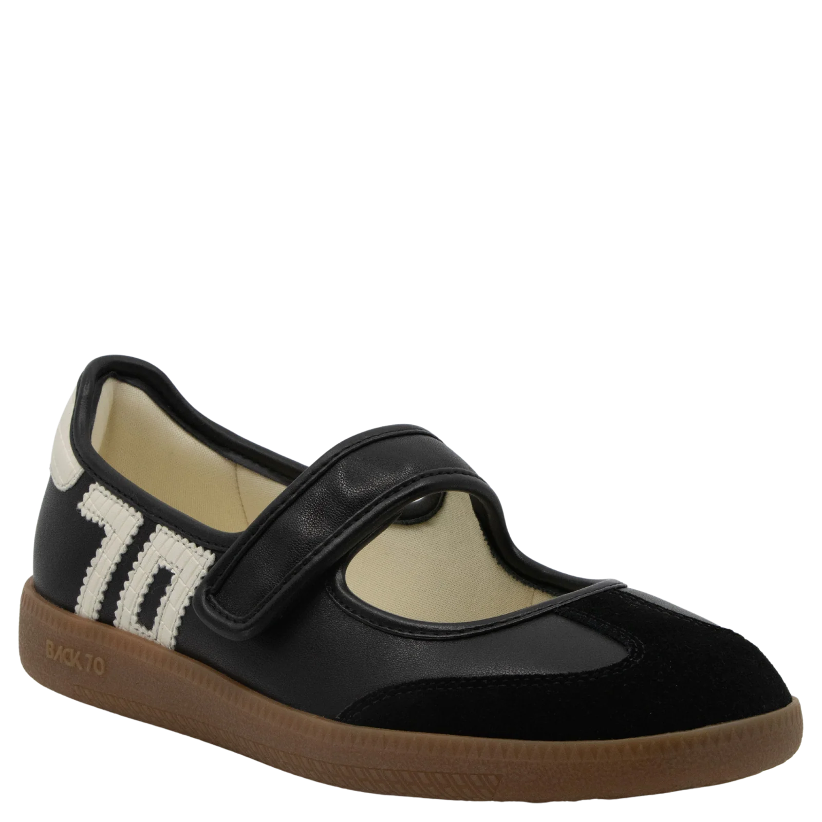 Aya Sneakerina in Black Milk