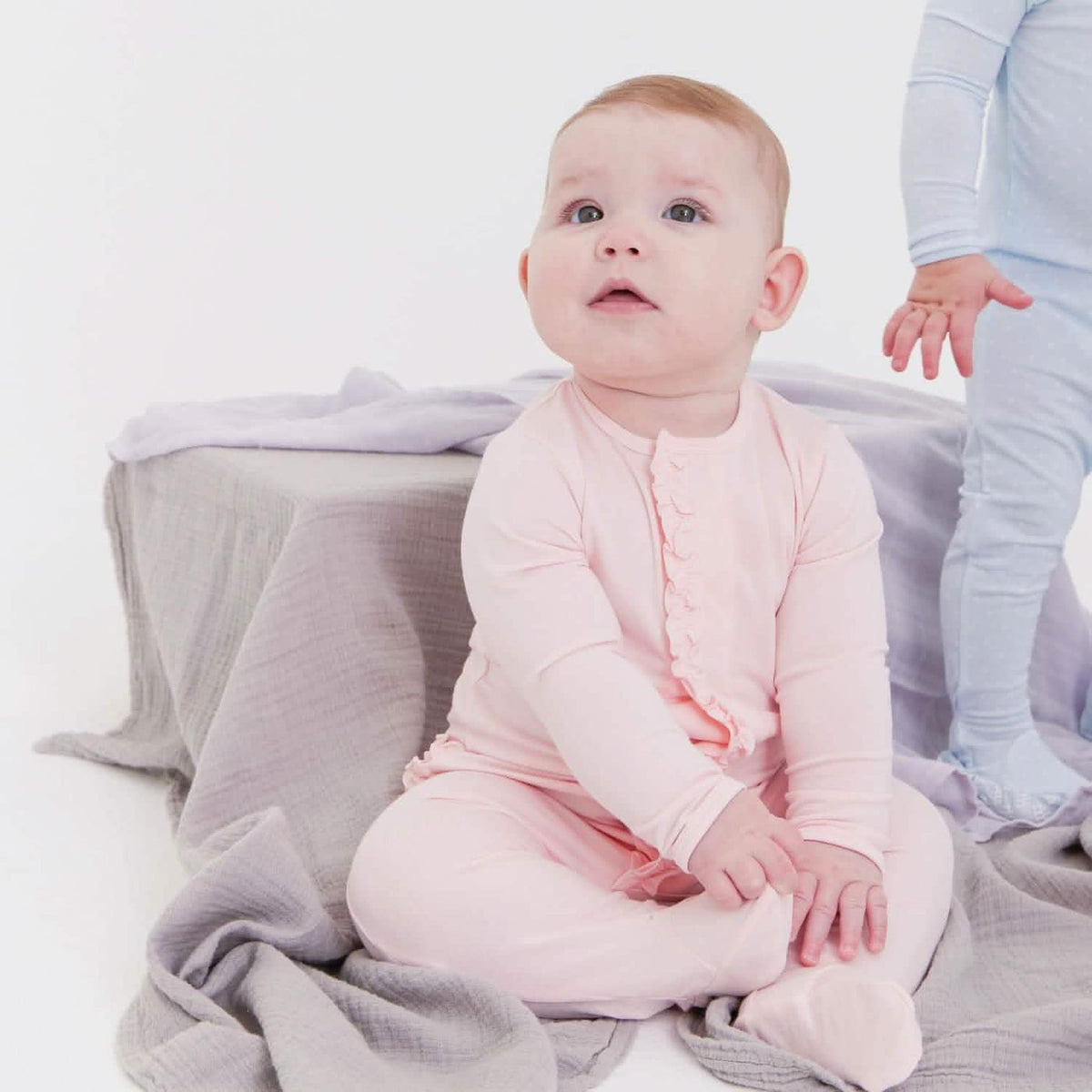 Magnetic Footie with Ruffles