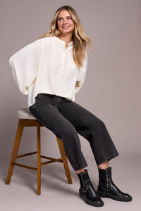 Airflow Long Sleeve Mandarin Collar Blouse