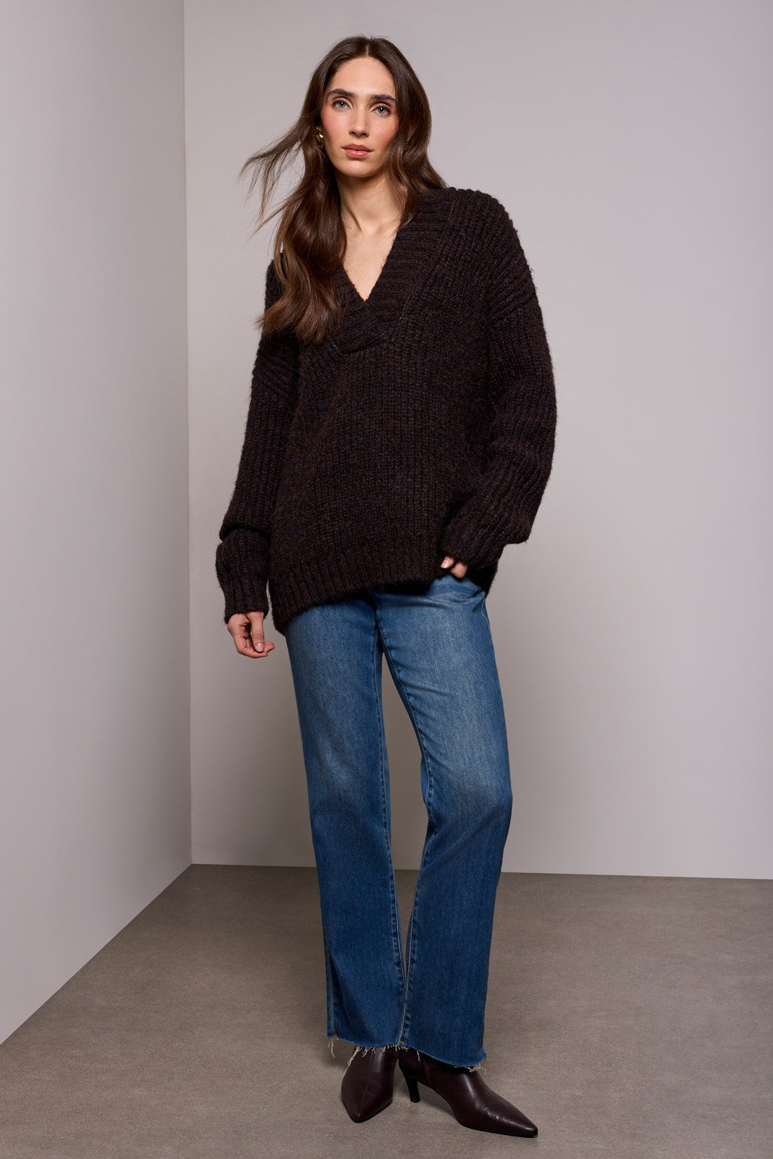 BLUE THREAD by Tribal Oversized Chunky Ribbed Deep V-Neck Knit Sweater