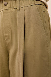 Twill Pleated Barrel Pants