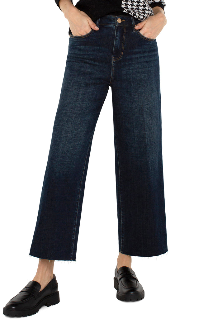 Stride Wide Leg Jeans